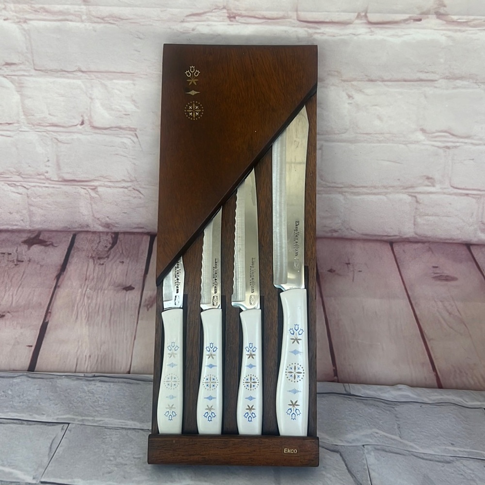 MCM 1960’s Blue Dutch tulip knife set of 4 wooden wall plaque